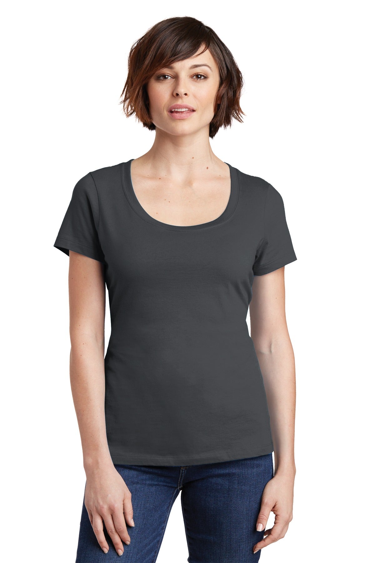 District® Women&#39;s Perfect Weight® Scoop Tee. DM106L