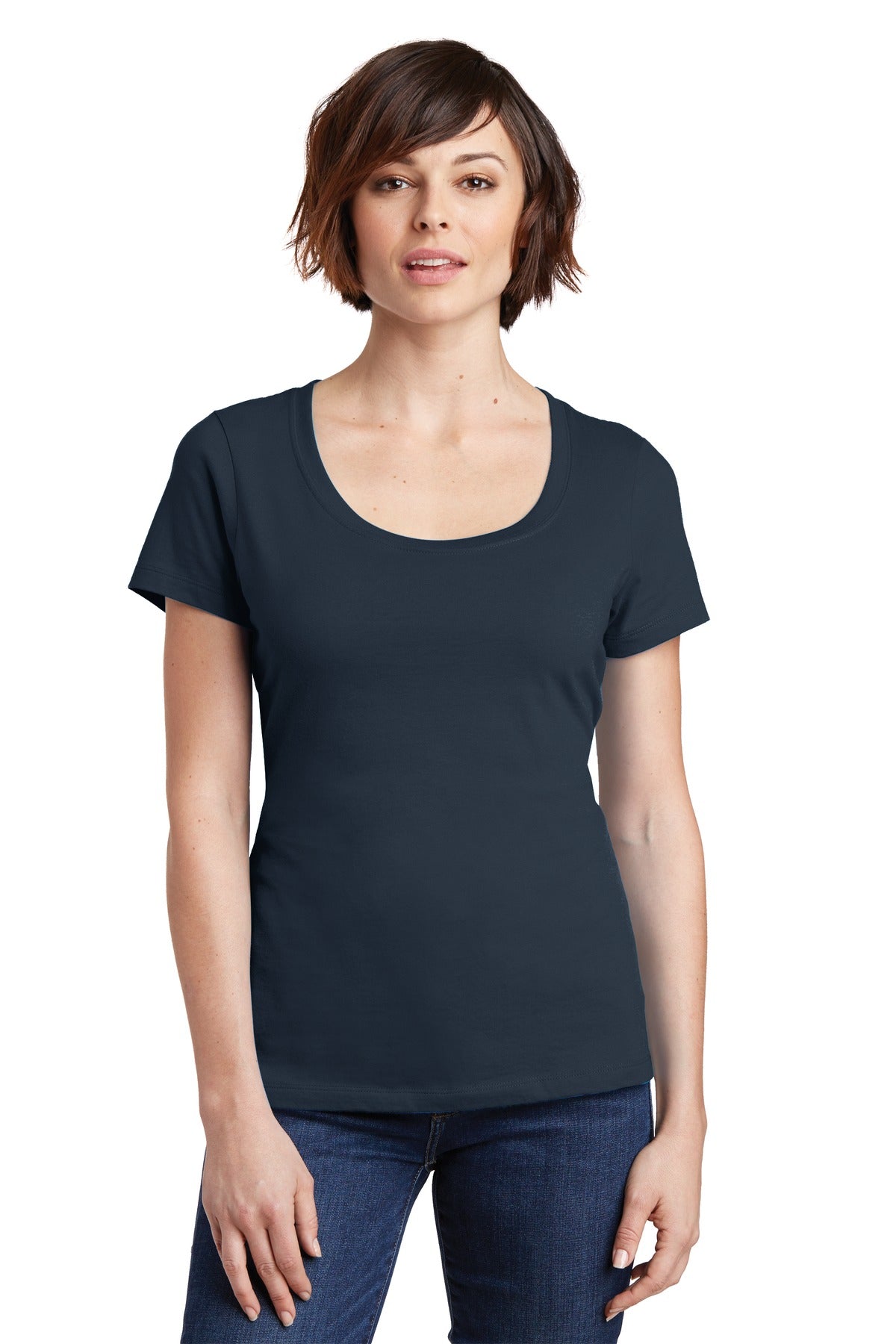 District® Women&#39;s Perfect Weight® Scoop Tee. DM106L