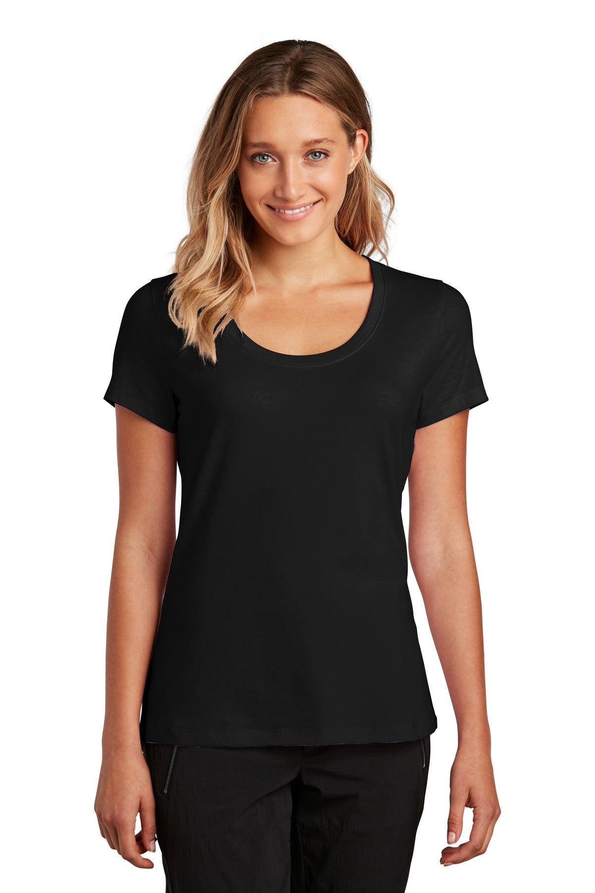 District ® Women&#39;s Flex Scoop Neck Tee DT7501